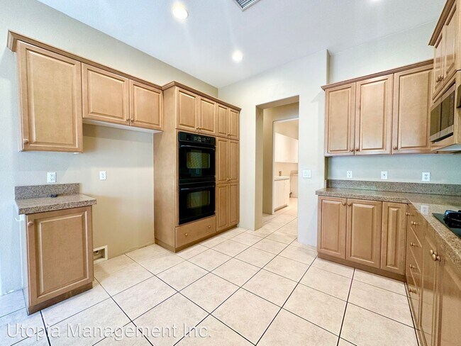 Foto del edificio - 5 br, 5 bath House - 49475 Loren Ct