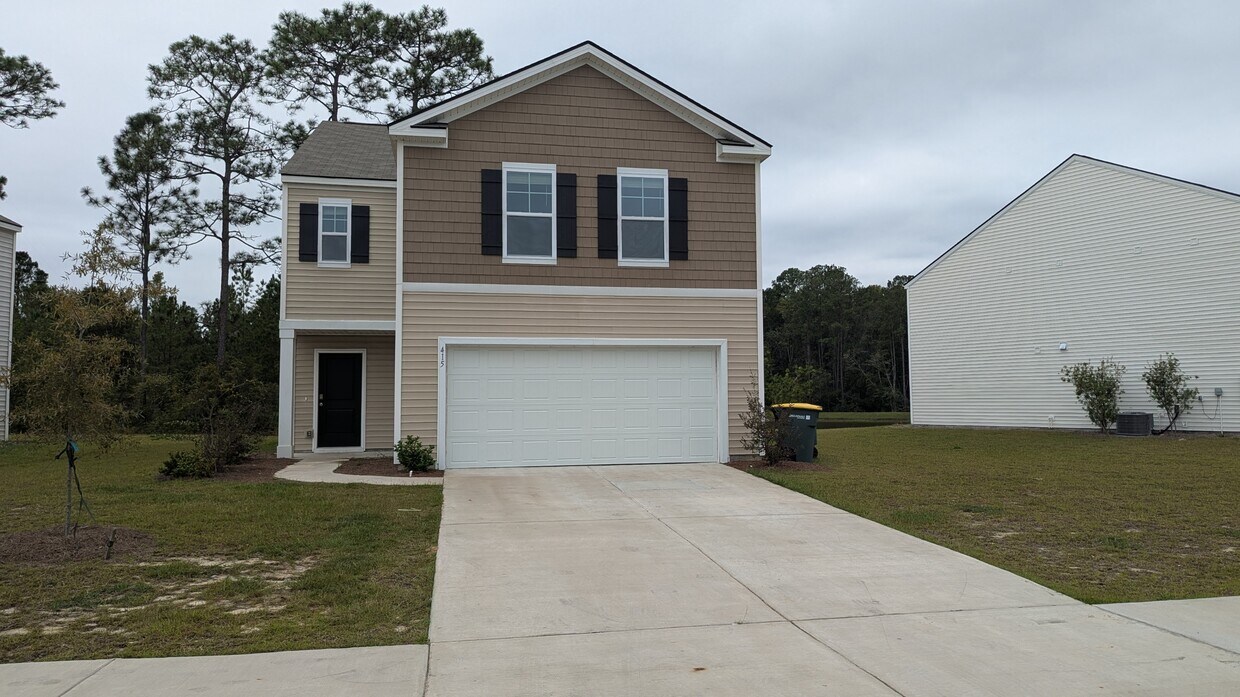 Primary Photo - 415 Coconut Dr