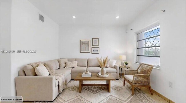 Foto del edificio - 3330 SW 2nd St