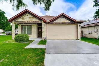 Building Photo - 3805 Shelby Cir