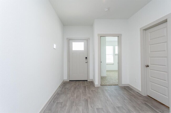 Building Photo - 6907 Escobedo Ln
