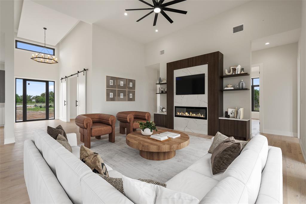 Foto principal - 333 Spicewood Trails Dr
