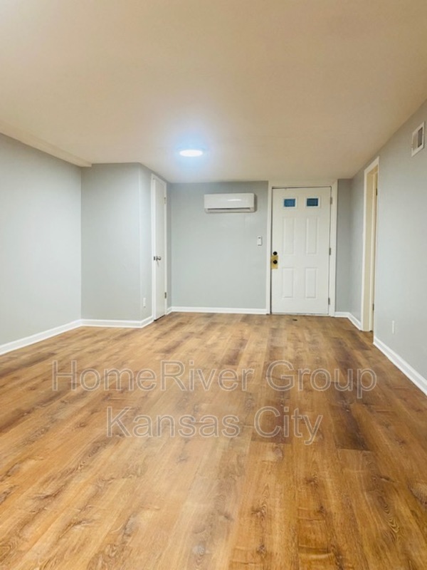 Foto del edificio - 2328 S Grand Ave