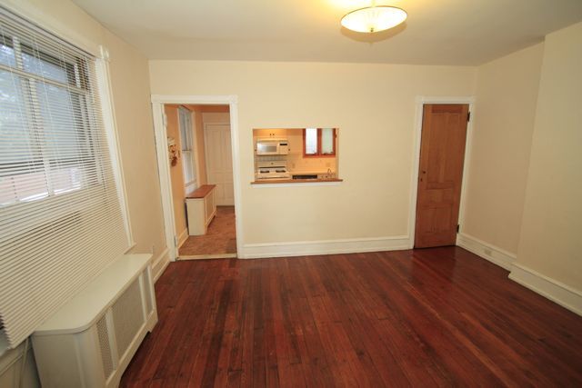 Dining Room - 2428 Poplar St