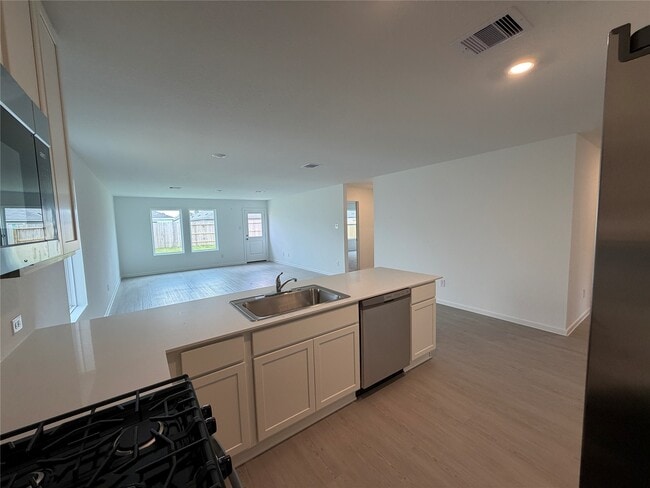 Building Photo - 1531 Gardenia Grv Ln