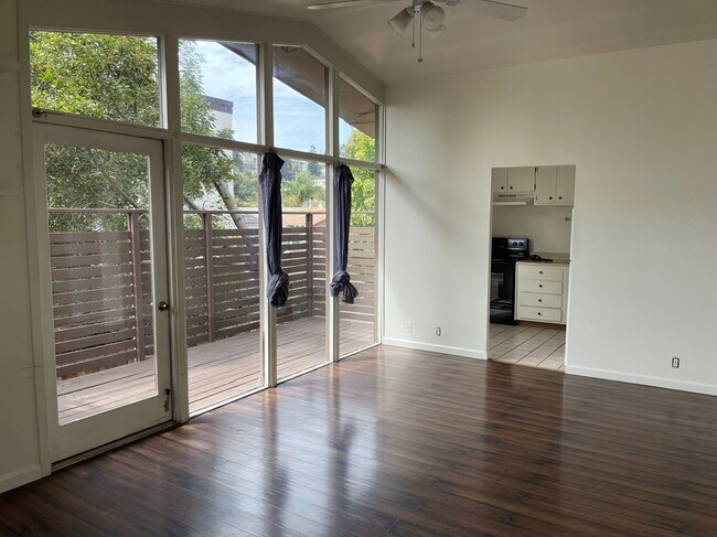 Foto del edificio - 928 Adams St