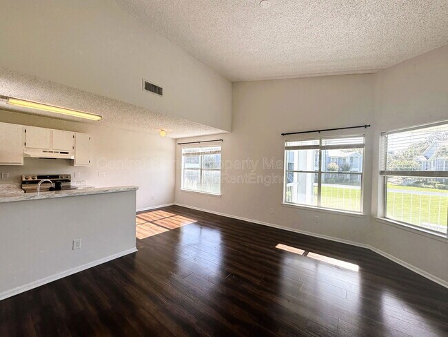Foto del edificio - 2608 Grassy Point Dr