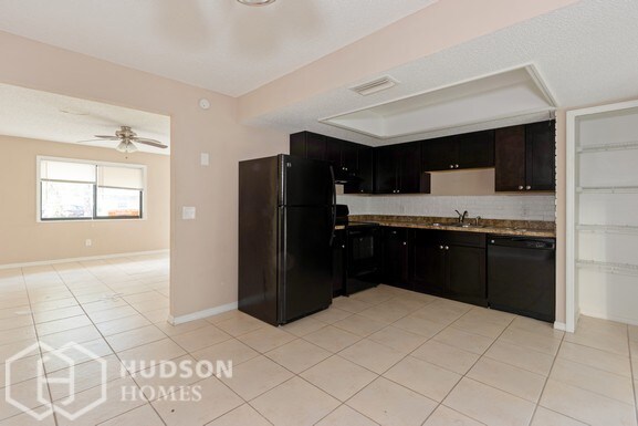 Foto del edificio - 1622 Oak Ave