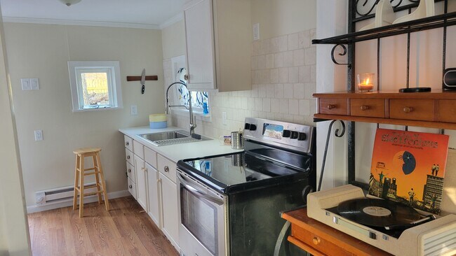 Foto del edificio - 5676 Clark St