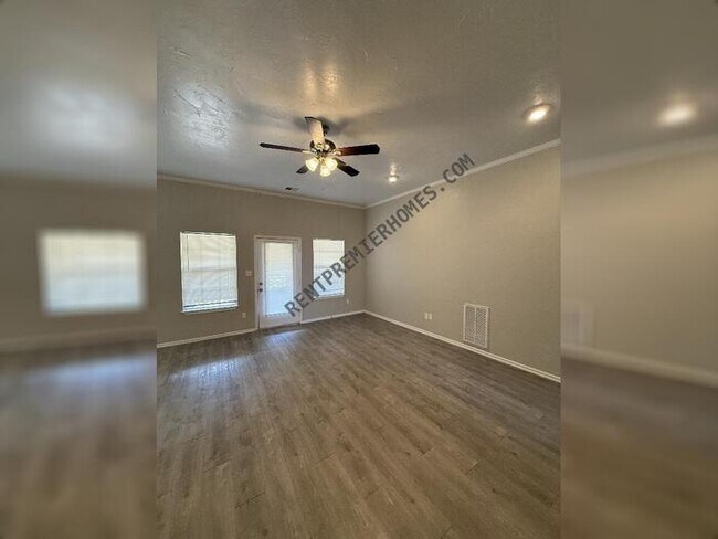 Foto del edificio - 5212 SE 47th St