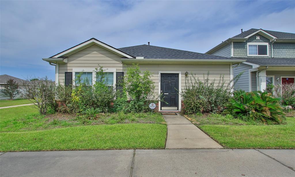 Primary Photo - 3902 Mossy Pl Ln