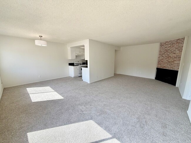 Building Photo - 1750 S Bentley Ave