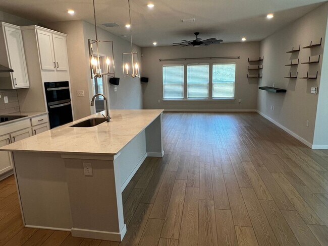Foto del edificio - 204 Park View Ln