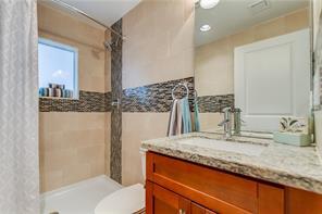 Foto del edificio - 603 NE 28th St