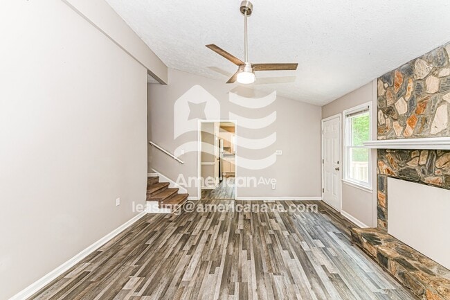 Building Photo - 6431 Applewhite Rd