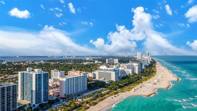 Foto del edificio - 2899 Collins Ave
