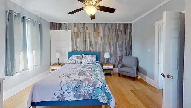 Foto del edificio - 109 Nightingale Ave