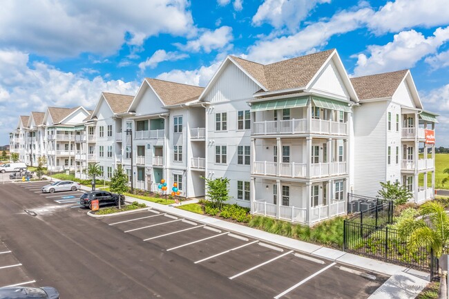 Building Photo - The Brightly Apartments