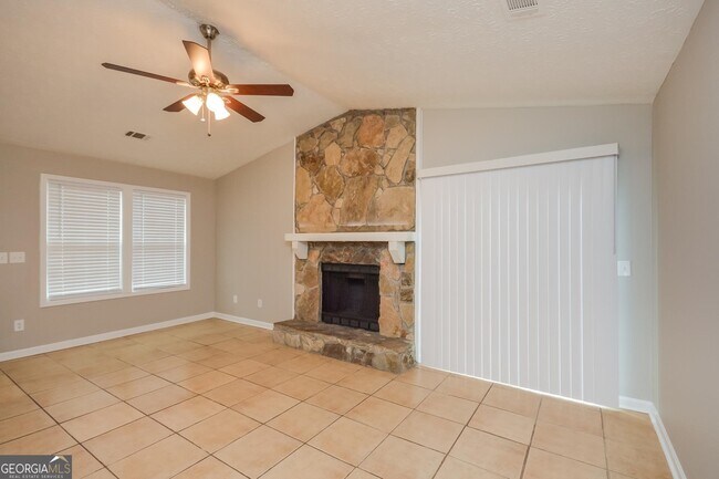Building Photo - 6282 Creekford Dr