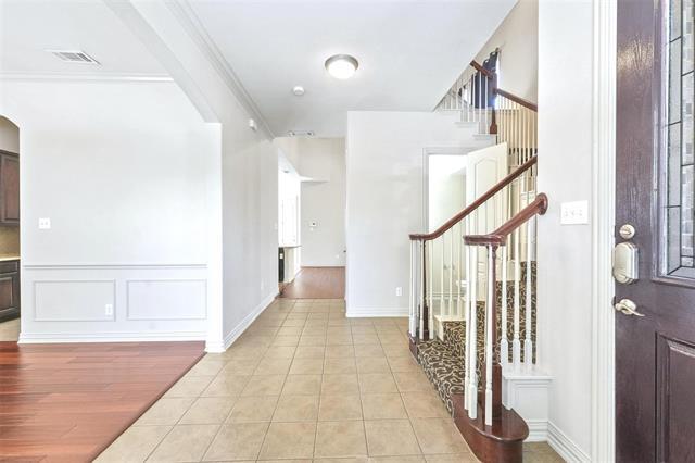 Building Photo - 1475 Cambridge Dr