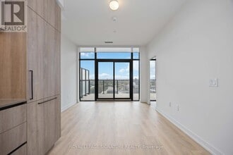 Building Photo - 181 Sterling Rd Building Photo - 181 Sterling Rd