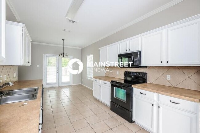 Foto del edificio - 4 Bedroom Pet-Friendly Home in Burleson, T...