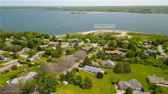 Foto del edificio - 501 Sandy Point Ave