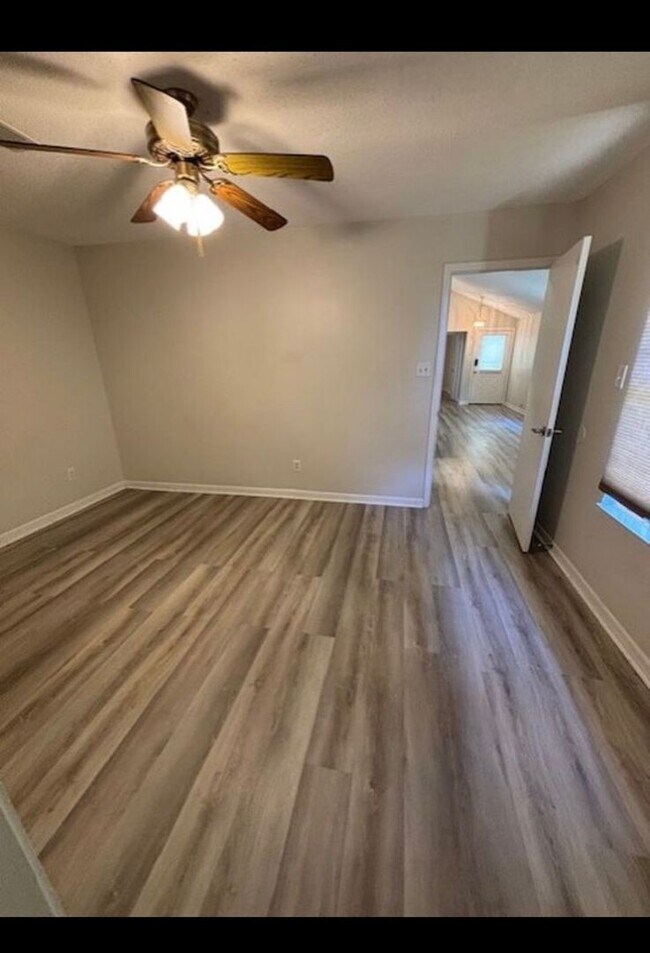 Foto del edificio - Affordable Living with Comfort & Convenience