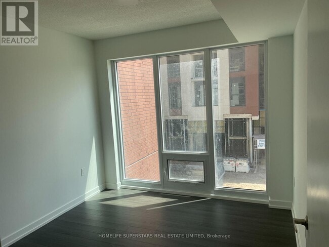 Building Photo - 4010 Eglinton Ave W