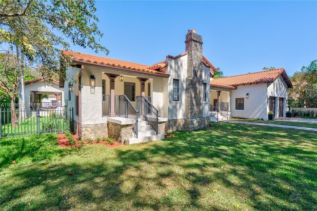 Building Photo - 519 Alhambra Cir