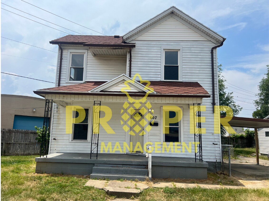 Primary Photo - Large 3 bedroom 1 bathroom house for rent ...