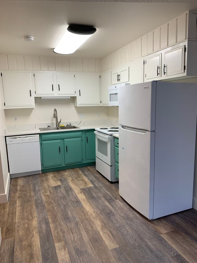 Primary Photo - 2 Bdrm 1 Ba | Baxter & Northern Lights are...