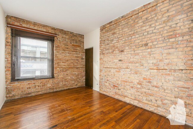 Foto del edificio - 2 bedroom in Chicago IL 60657