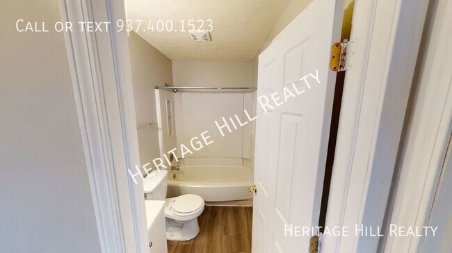 Foto del edificio - 4683 Waynedale Cir