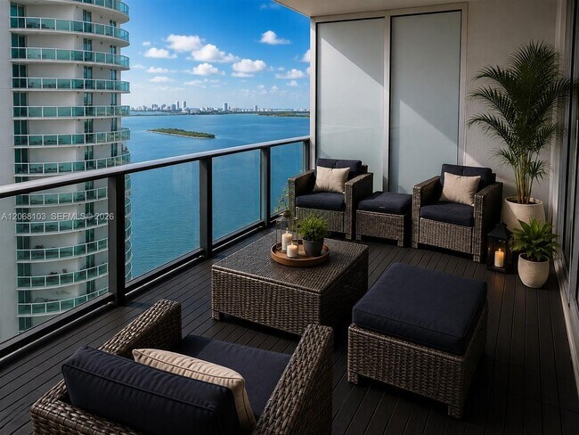 Foto del edificio - 488 NE 18th St