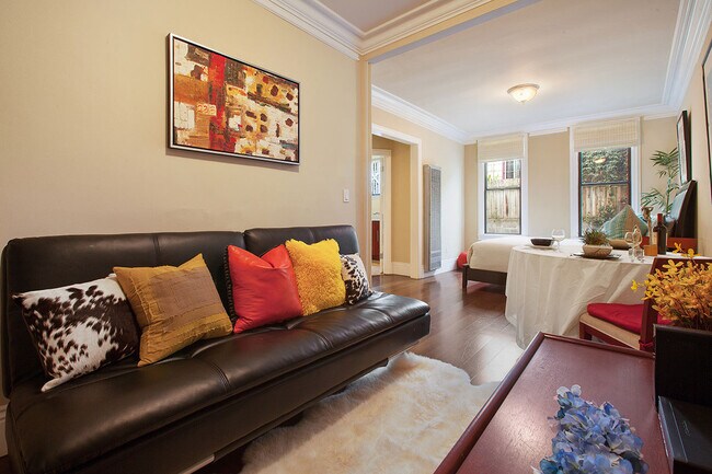 Foto del edificio - 543 Oak St