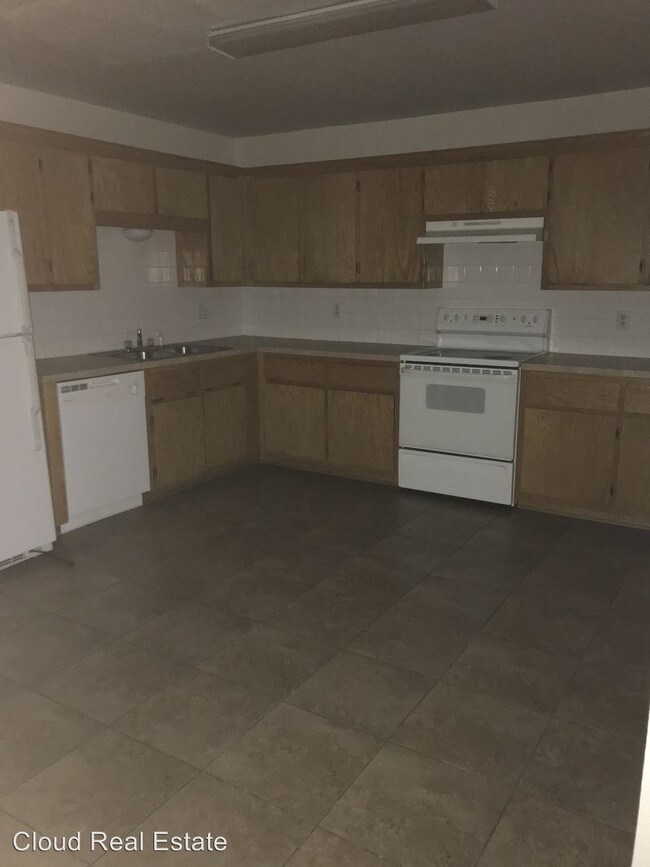 Building Photo - 1404 Van Zanten Ct
