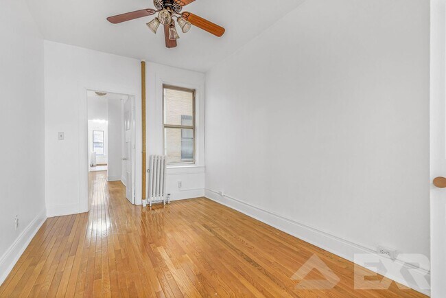 Foto del edificio - 34-55-55 41st St