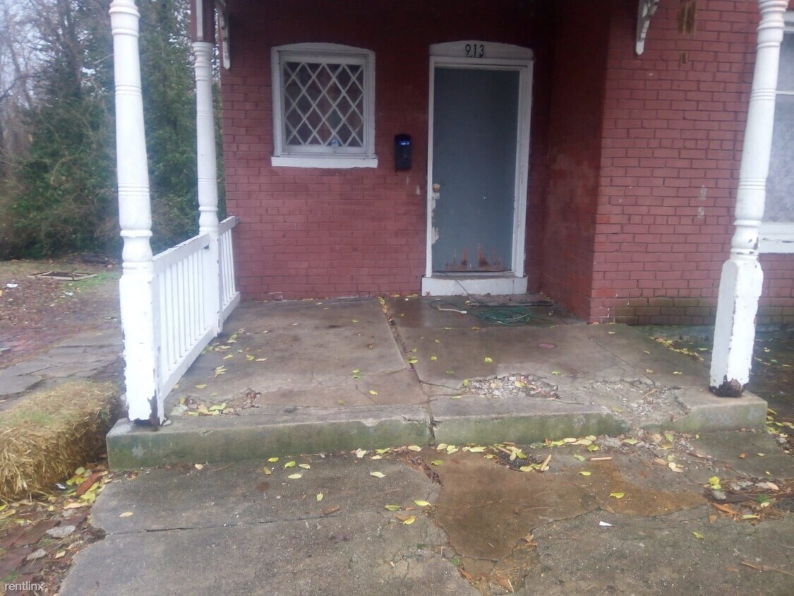 Foto del edificio - 3 br, 1 bath House - 913 Milnor Street