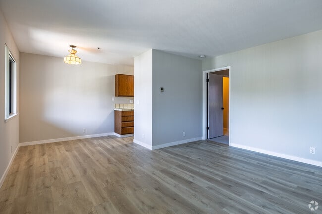 1 dormitorio, 1 baño - 520 pies cuadrados - Sala de estar - 362 Alida Way