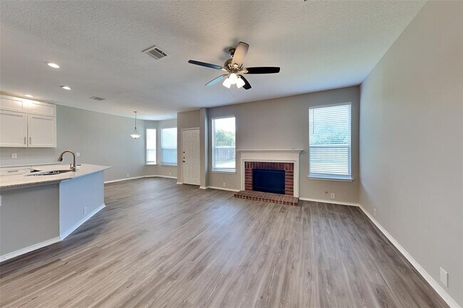 Building Photo - 11927 Wortham Landing Dr