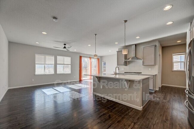 Foto del edificio - 16020 Filly Ave