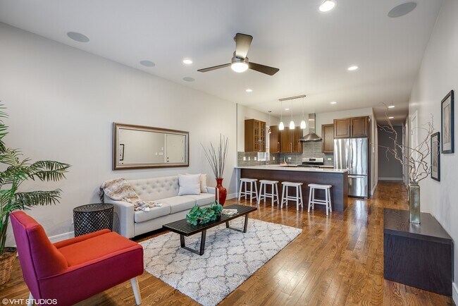 Foto del edificio - 918 N Wood St