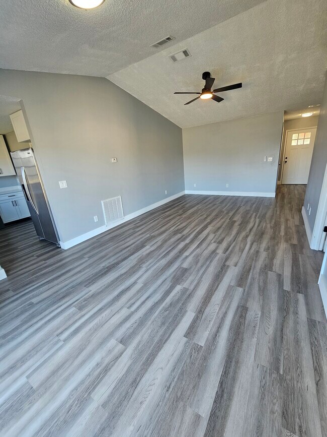 Foto del edificio - 224 Ridge Crest Loop