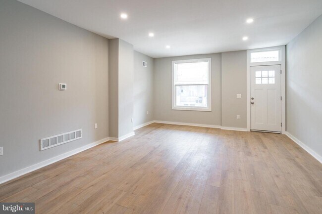 Foto del edificio - 6129 Reedland St