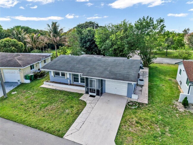 Foto del edificio - 5102 NW 53rd St