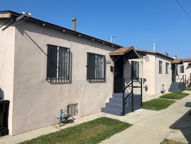 Building Photo - 640 San Benito St