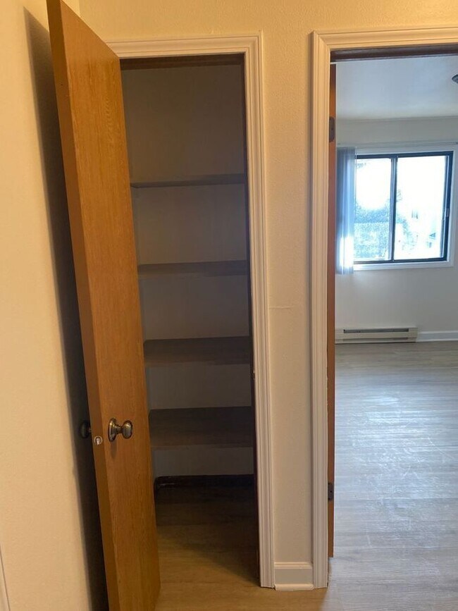 Foto del edificio - 7911 60th Ave