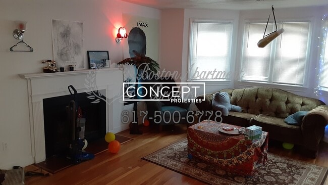 Building Photo - 7 Bynner St