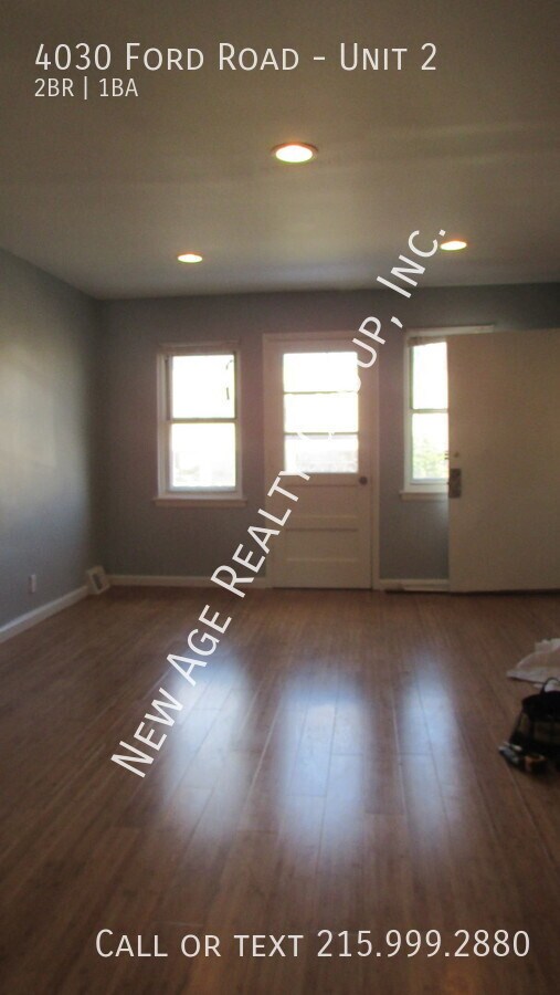 Building Photo - Nice 2 bedroom, 1 bathroom apartment locat...